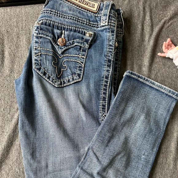 Jeans - Picture 2 of 4